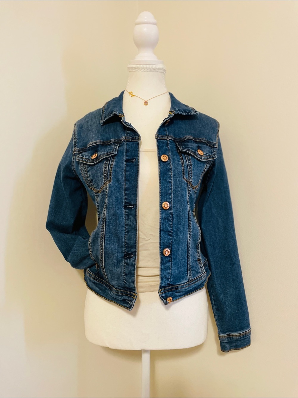 |Kensie Jeans| Women’s Denim Trucker Jacket